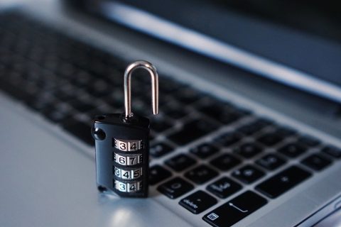 computer-1591018_960_720